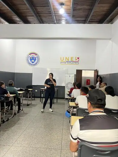 Charla de VIH · Universidad UNES — foto 6