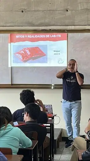 Charla de VIH y sífilis · Facultad de FACES — foto 2