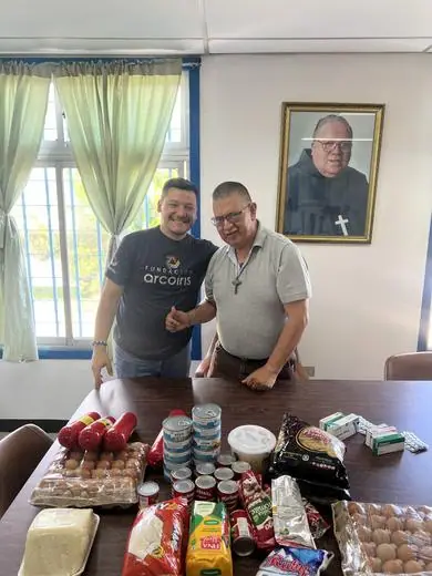 Entrega de medicamentos · San Juan de Dios