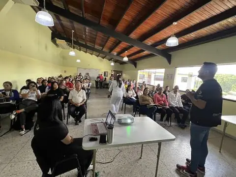 Actualización en VIH, sífilis y hepatitis B y C · El Vigía — foto 3